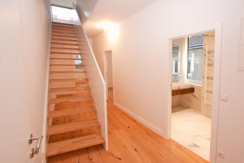 Flur mit Treppe